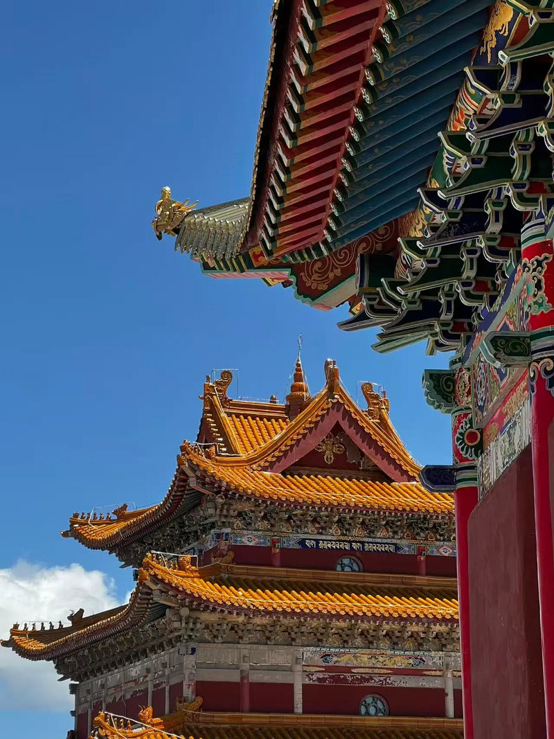 Traditional Chinese temple architecture — the ancient wisdom behind Bazi and Wuxing at the heart of Leymen Jewels