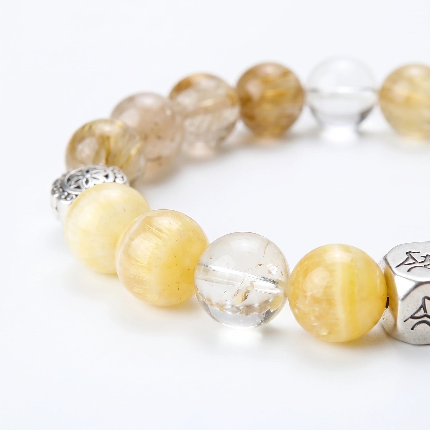Solaris Vein Earth bracelet macro detail, Citrine, Yellow Calcite, and Golden Rutilated Quartz — Leymen Jewels